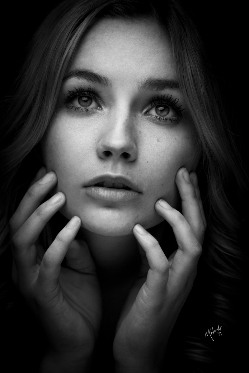 Old Hollywood style black and white woman portrait